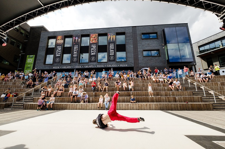 Humber Street Sesh breakdancing at Stage @TheDock